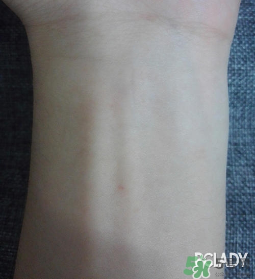 �ϰ·۵�Һɫ�� dior�ϰ·۵�Һ��ɫ